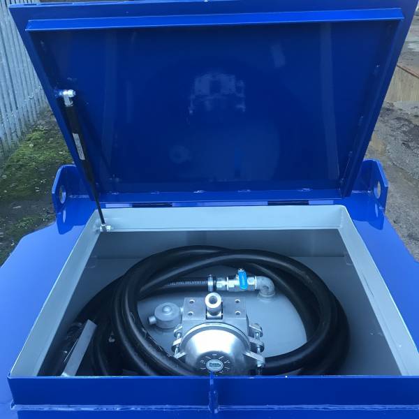 Pompe 12/24V sur Cuve Fioul Double Paroi 500 LItres sur Paris en Ile de France