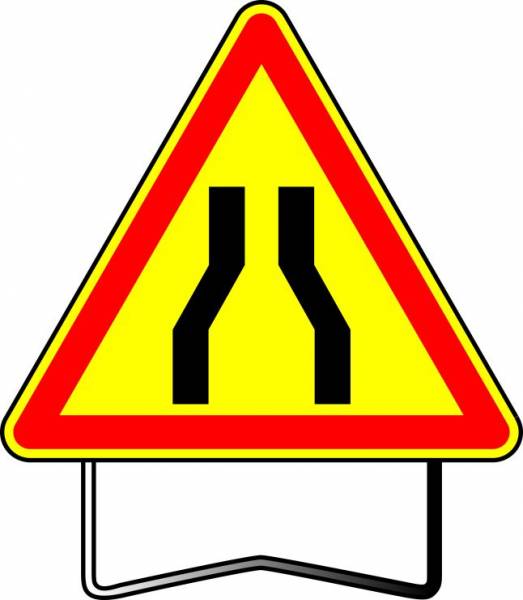 Panneau Chaussé Rétrécie AK3 en stock à six fours, dans le var, livraison rapide partout en France