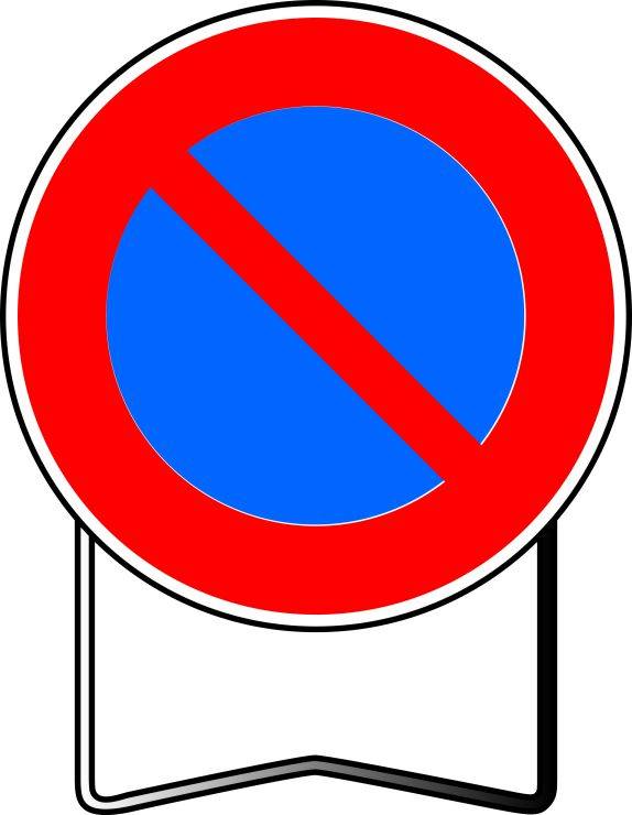 Panneau Interdit de stationner Classe 1 ou Classe 2 sur pieds lyonnais en stock dans le var, à six fours
