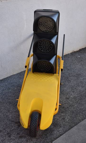 Feu Tricolore de Chantier Millenium Lacroix pliée, pour transporter