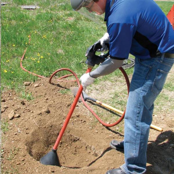Pioche à air MBW chantier décompactage sol en toute sécurité