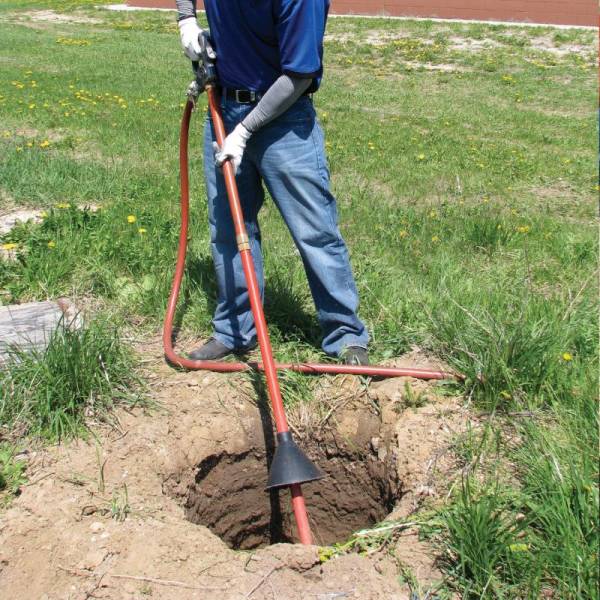 Pioche à air MBW à Six Fours dans le Var