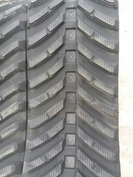 Crampon chenille caoutchouc XTRESS  Garantie 3000h 36 mois à six fours dans le var