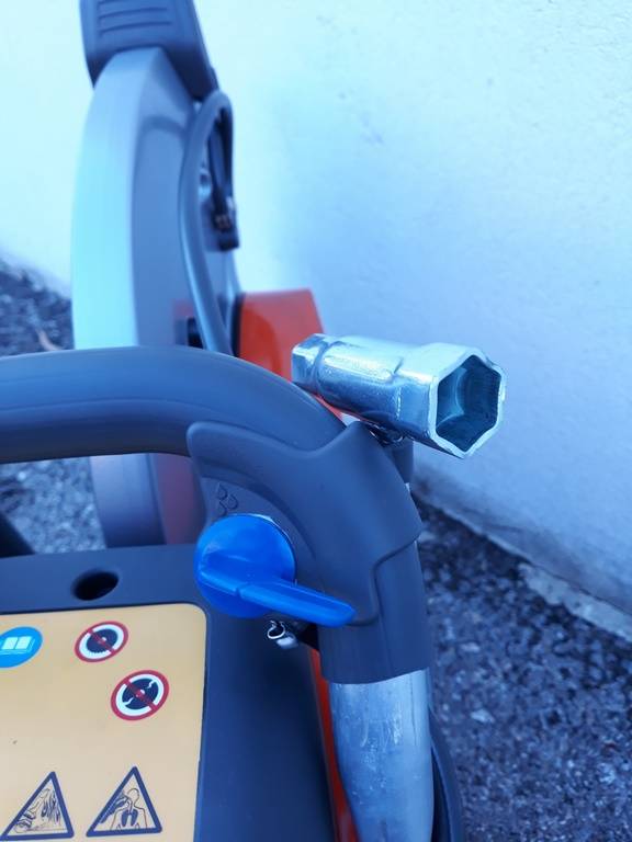 Vanne arrivée d'eau HUSQVARNA