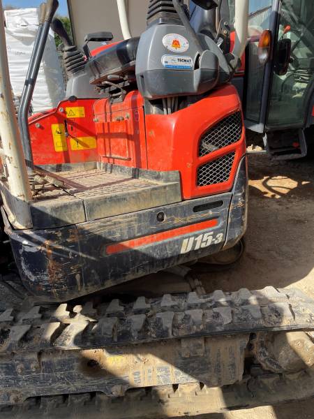 Chenilles chenilles changé sur Six fours en 4 heures chrono près de Toulon, dans le var